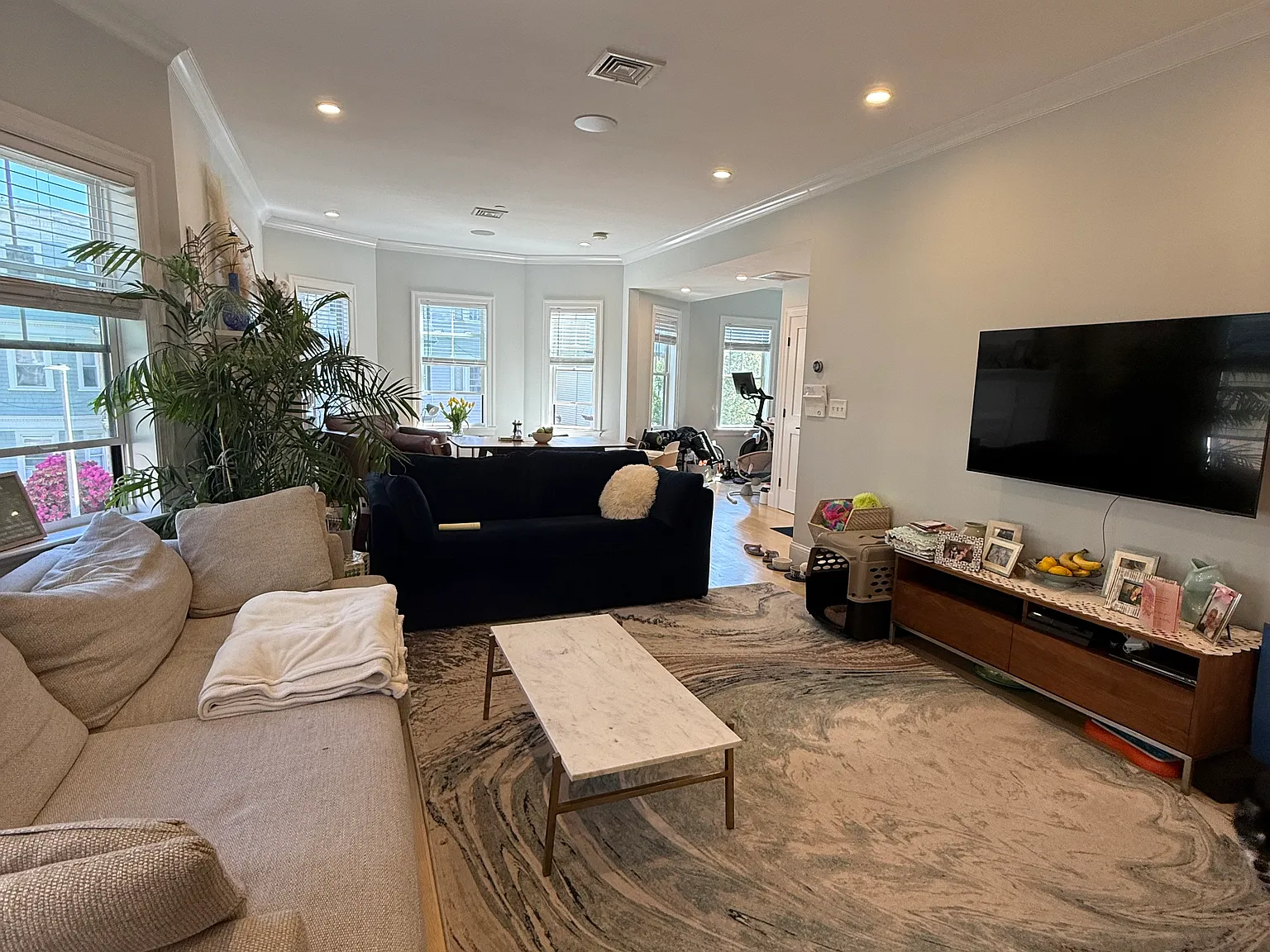 2 bed, 1215 sqft, $3,700 — Photo 4