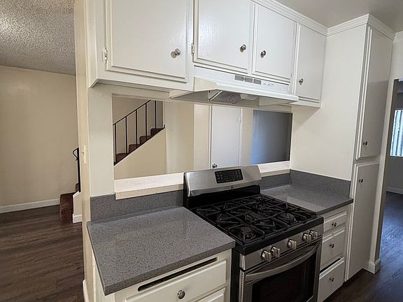 5th image of 10733 Orange Grove Ave #33-02