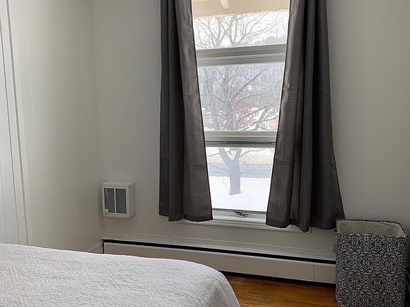 3rd image of 1011 Owego Rd APT 5