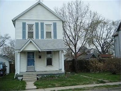 1st image of 823 Kercher St