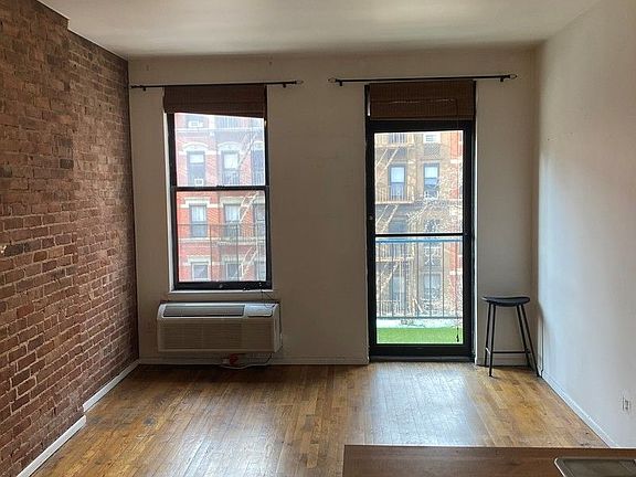 4th image of 1724 2nd Ave APT 4D