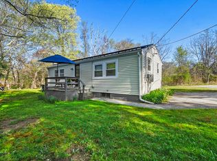 18 Dewey Ave, Rehoboth, MA 02769