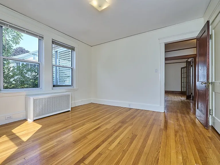 17 Elmira St #A — Photo 7