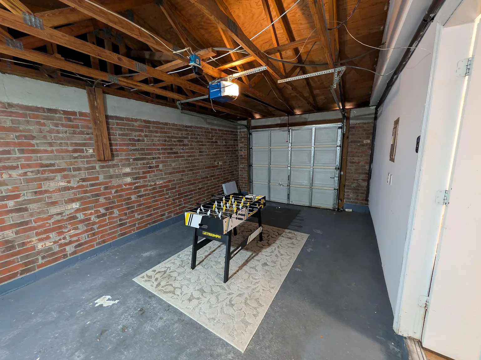 3 bed, 2.0 bath, 1020 sqft, $1,230 — Photo 4