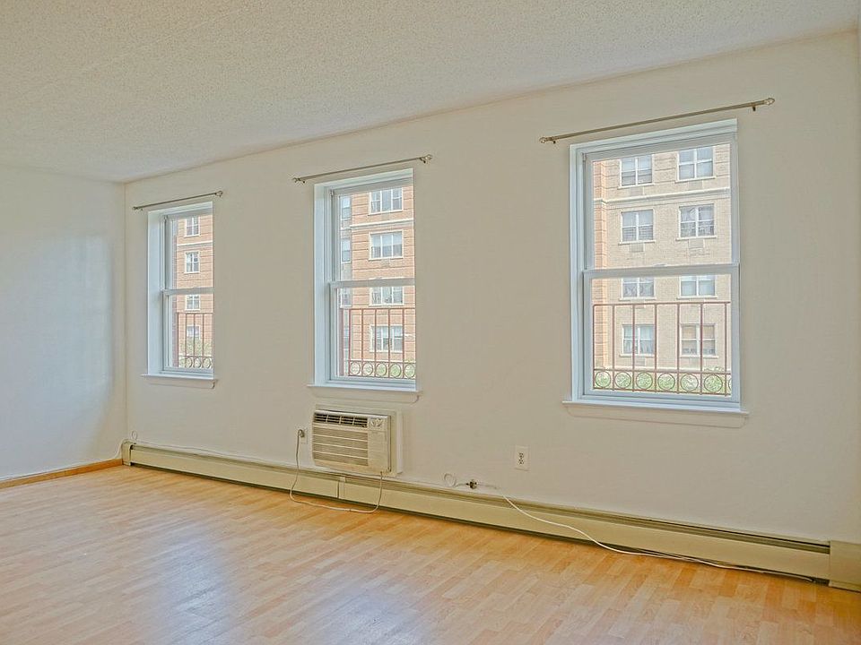 1st image of 1784 Madison Ave Fl 3