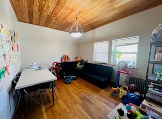 9 Rice St APT 3, Brookline, MA 02445