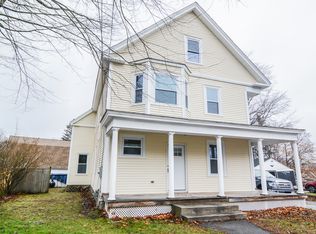 7 Prospect St, Pepperell, MA 01463