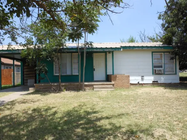 980 E 14th St, Colorado City, TX 79512