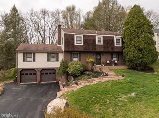 211 Ashley Dr, Elkton, MD 21921