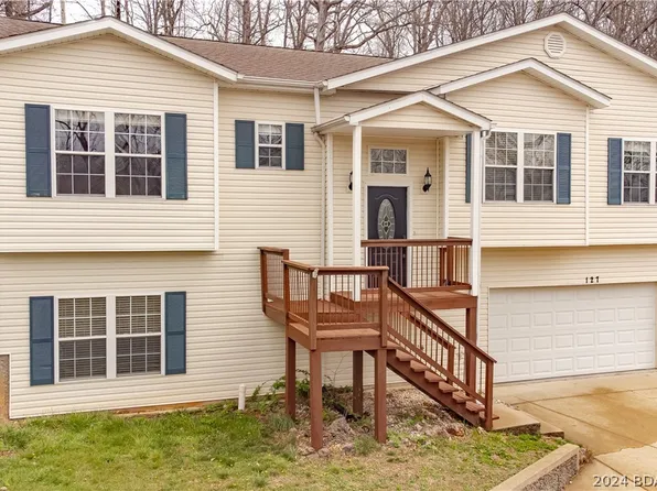 127 Mockingbird Rd, Lake Ozark, MO 65049