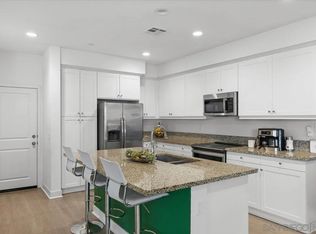 8686 Tobago Ln, Santee, CA 92071