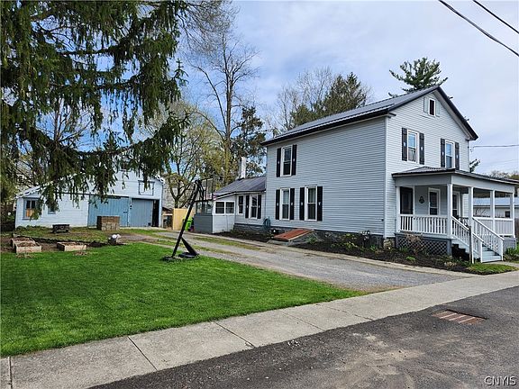 2nd image of 706 Division St