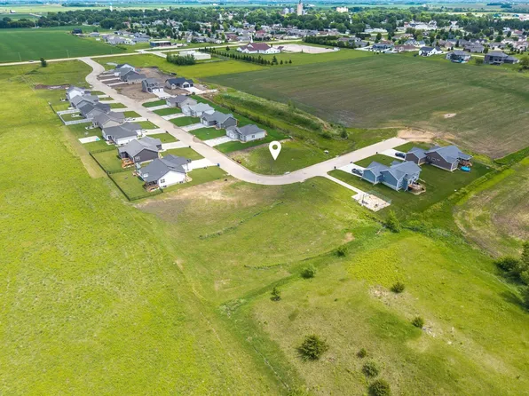 7 Dalton St, Jesup, IA 50648