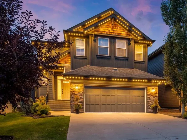 211 W Auburn Sound Cir SE, Calgary, AB T3M 0R6