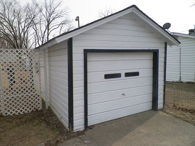 2nd image of 311 N Ash St