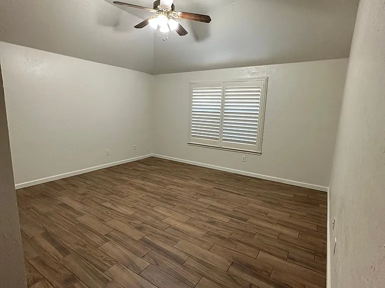 1301 Melisa Dr — Photo 6