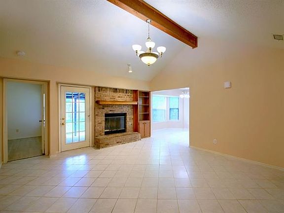 5th image of 1812 Wagongap Dr