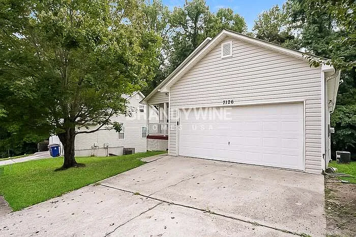 7126 Crystal Creek Pl — Photo 3