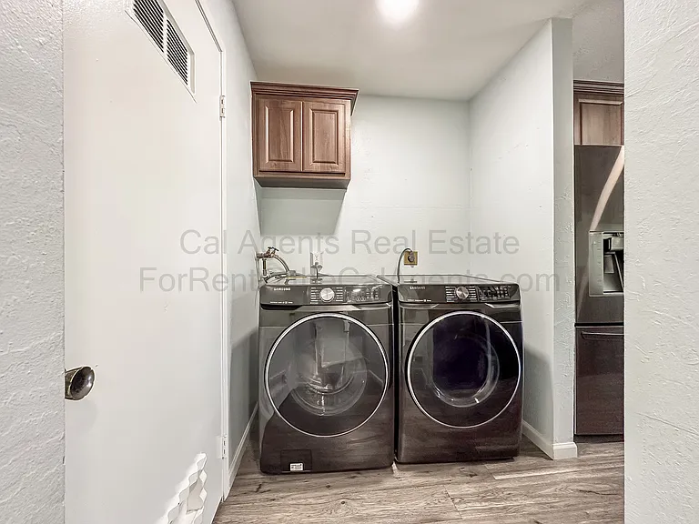 2306 D St — Photo 5
