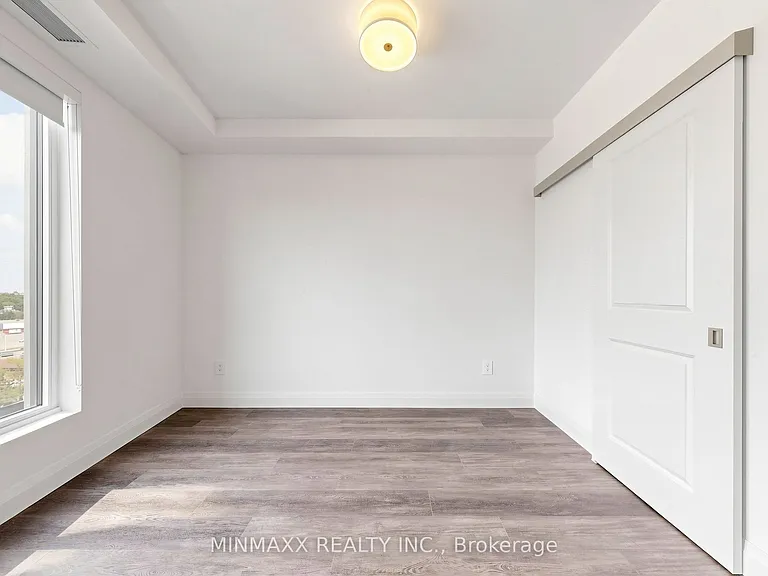 1333 Weber St E #710 — Photo 21