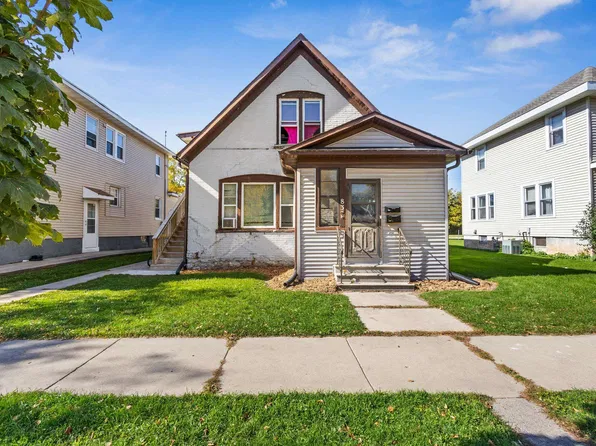 832 S Maple Ave, Green Bay, WI 54304