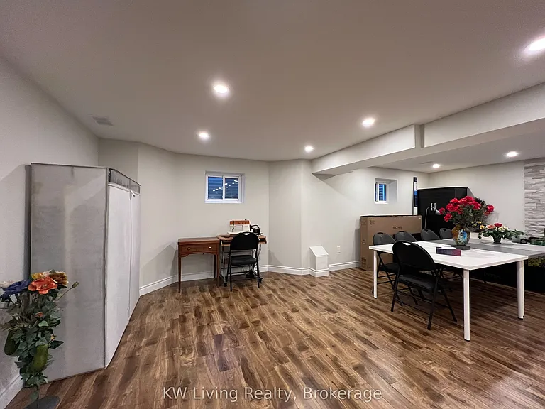 2055 Hadfield Ct — Photo 27