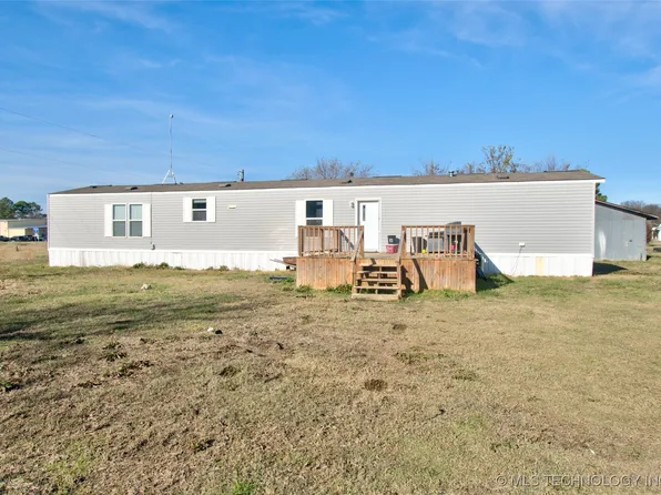 520 S Oak St, Council Hill, OK 74428