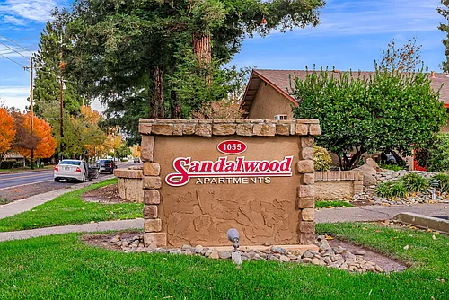 Sandalwood Apartments Photo 1