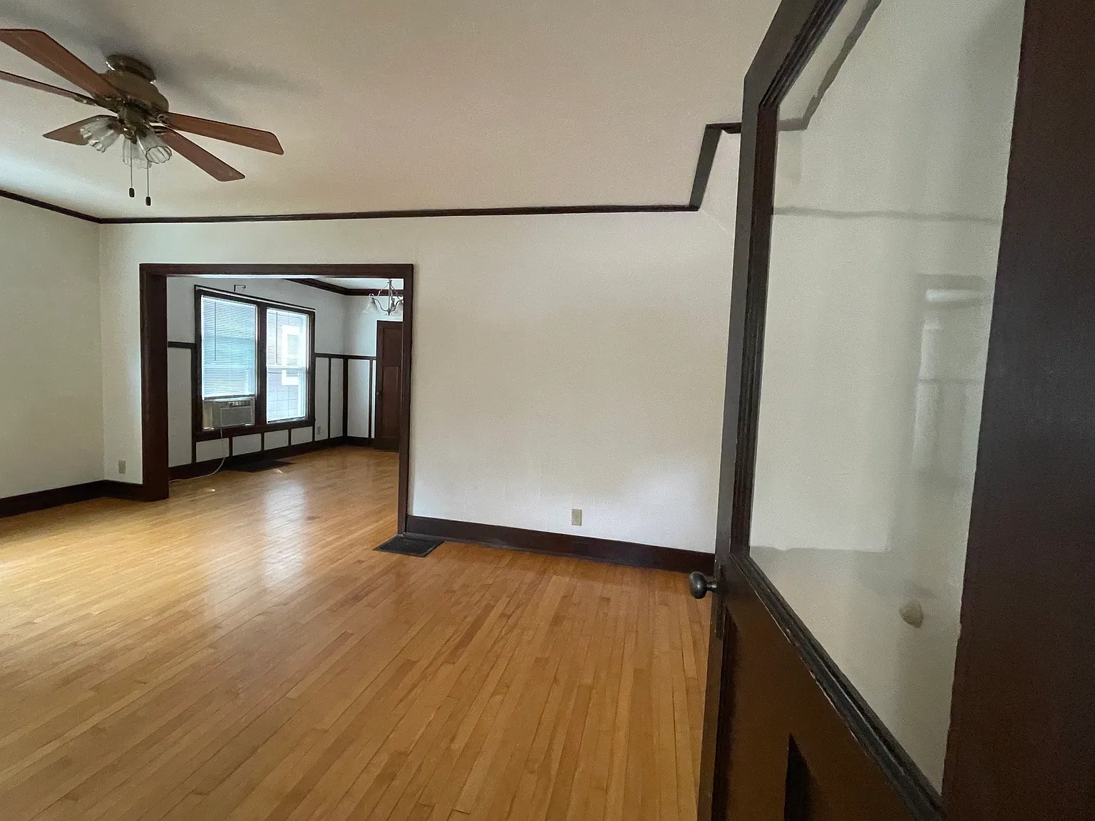 2 bed, 970 sqft, $2,150 — Photo 3