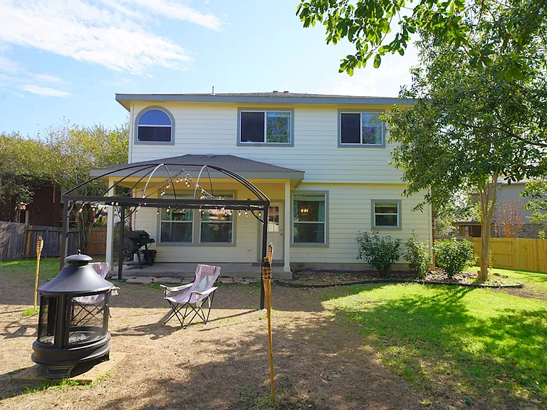136 Earhart Ln — Photo 46