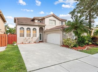 378 E Garden Cove Cir, Fort Lauderdale, FL 33325