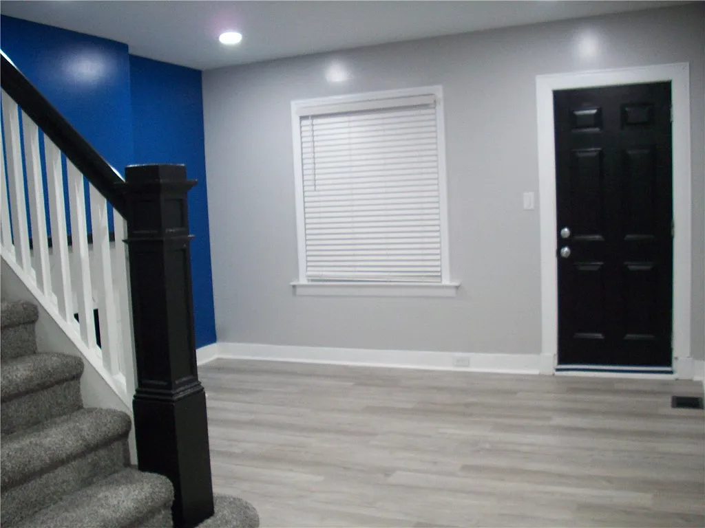 2 bed, $1,600 — Photo 2
