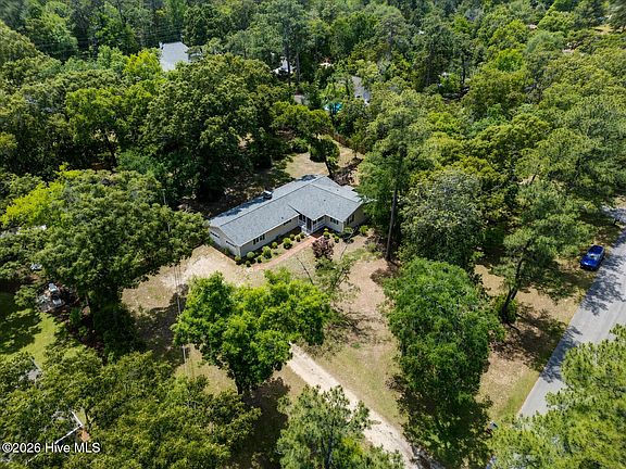 3rd image of 5107 White Oak Drive