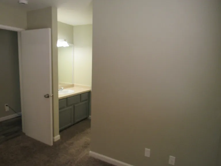 309 W 22nd Ave — Photo 24
