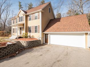 14 Falcon Ln, Haverhill, MA 01832
