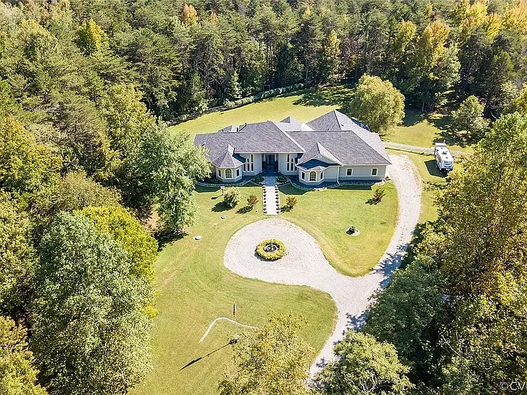 4139 Drew Ridge Dr — Photo 2