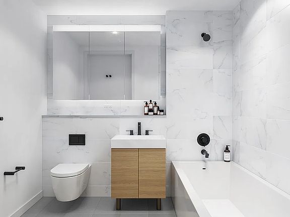 4th image of 710 Metropolitan Ave #4A