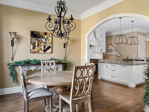 3rd image of 5561 Parker Branch Rd