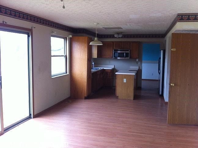 2nd image of 3554 Woody Way