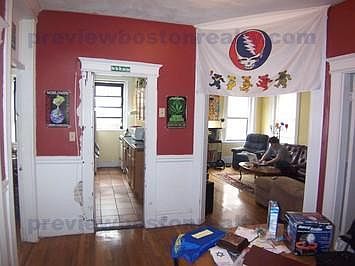 2nd image of 1254 Commonwealth Ave #T5