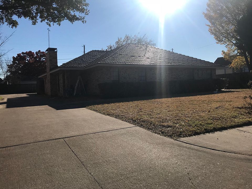 1st image of 1022 Bluebird Dr