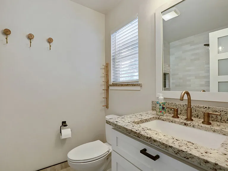 1602 Thornridge Rd — Photo 18