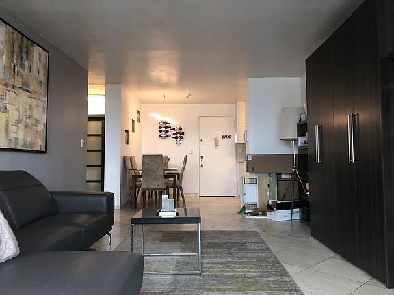 5th image of 301 E 79th St APT 30S