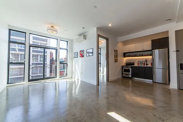 Rented by Premier Metro Realty Corp | media 15