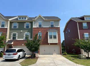 2122 Whitesmith Dr, Apex, NC 27502