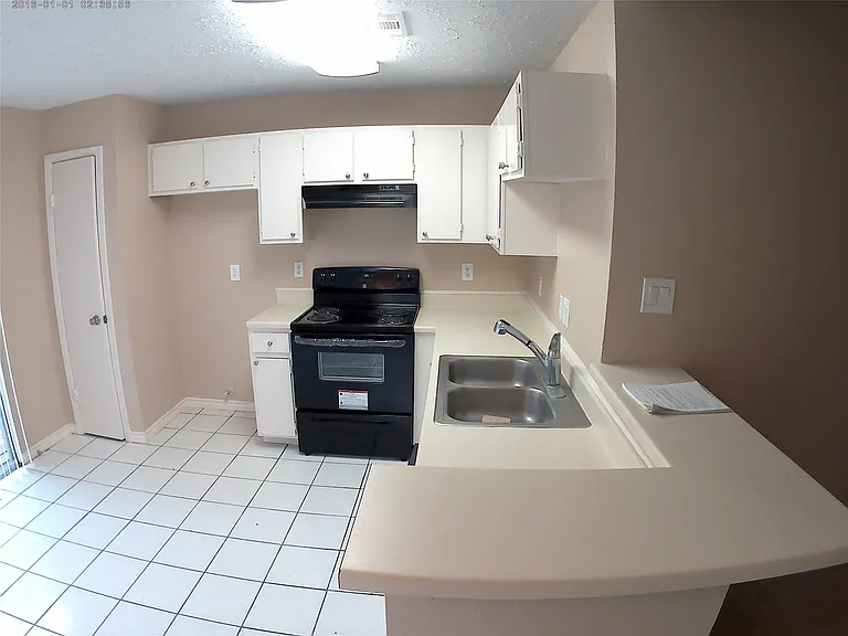 12614 Day Hollow Ln — Photo 8