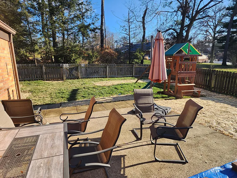 2641 Milford Dr — Photo 33