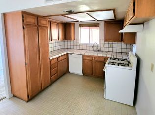 17078 Chatsworth St #102, Granada Hills, CA 91344