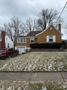 5549 Surrey Ave, Cincinnati, OH, 45248