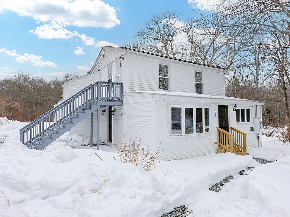 16 Lenox Ave #2
